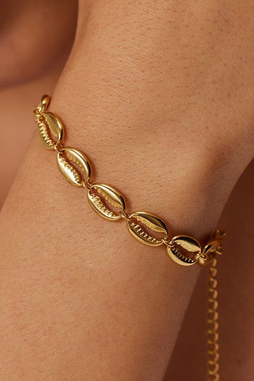 Shell Shocked Non Tarnish Bracelet