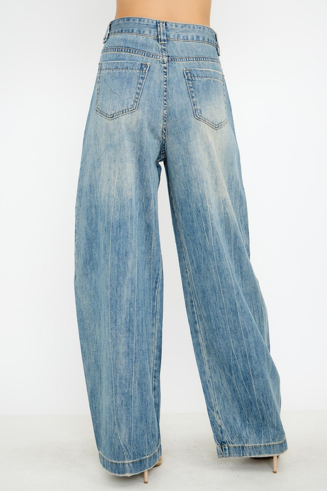 Walk It Back Barrel Jeans