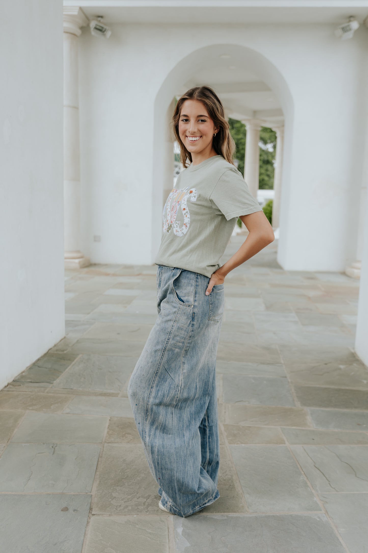Walk It Back Barrel Jeans