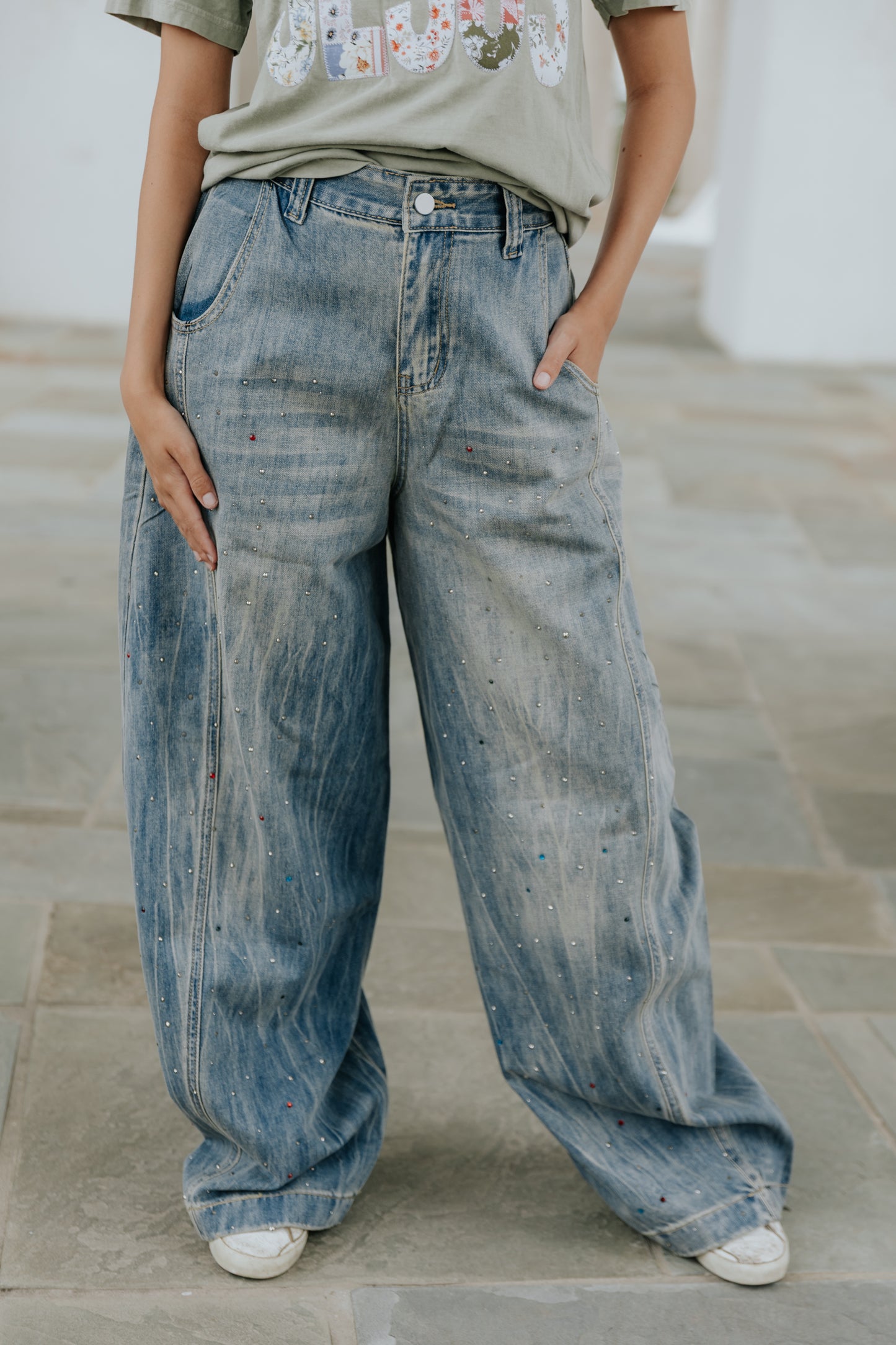 Walk It Back Barrel Jeans