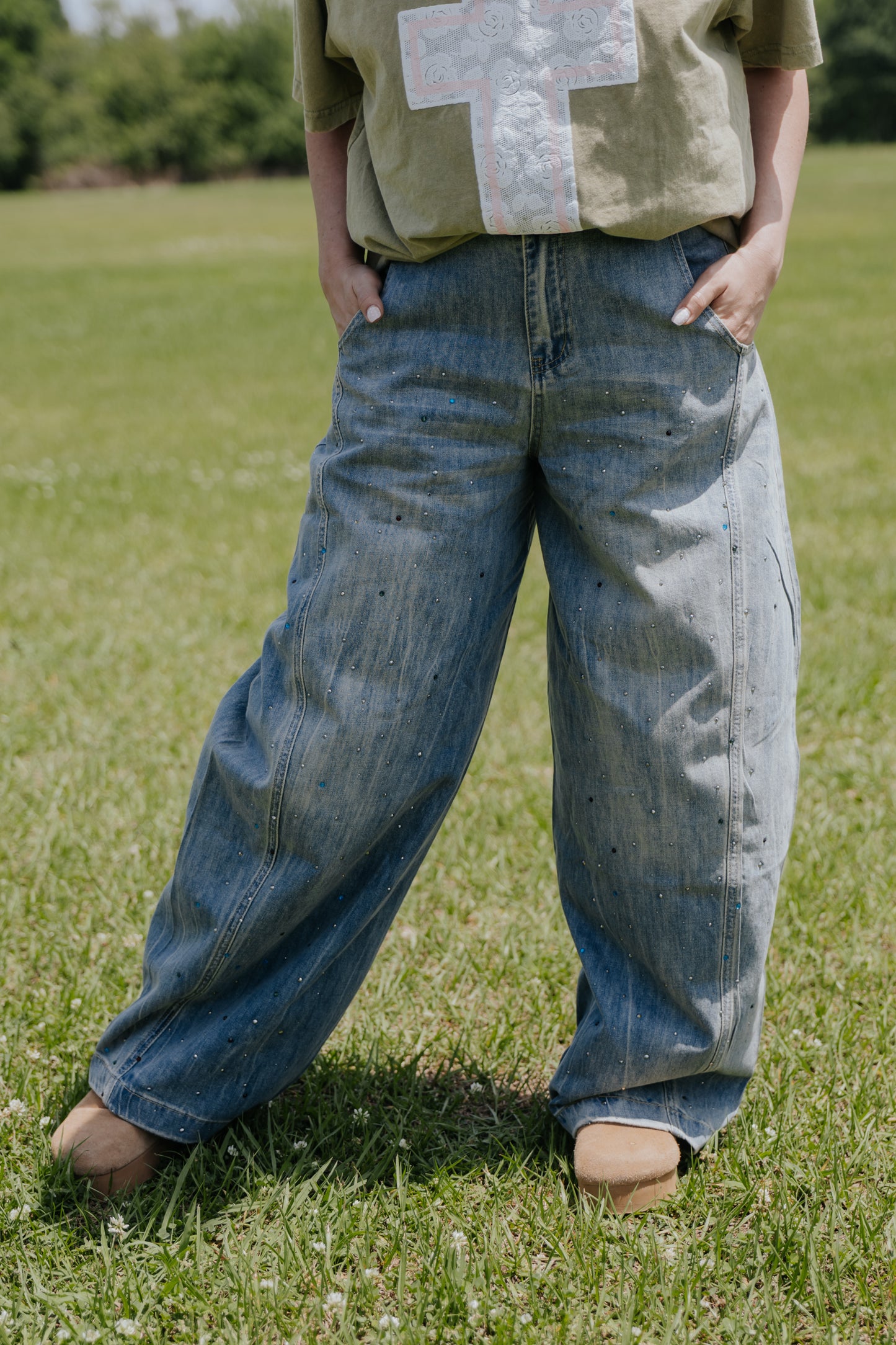 Walk It Back Barrel Jeans