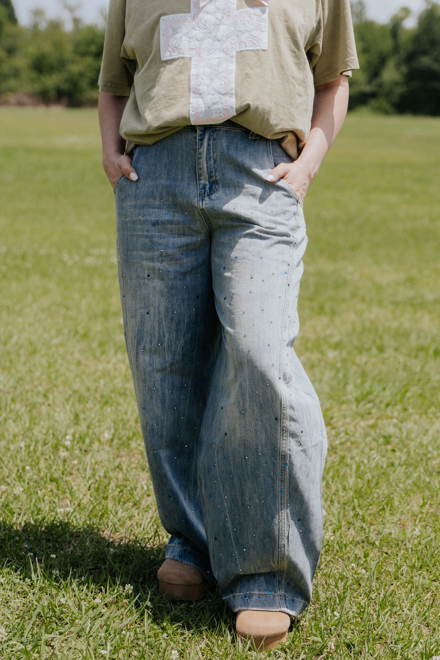 Walk It Back Barrel Jeans